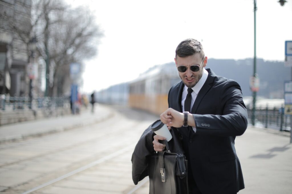 65 Funny Excuses For Being Late To Work Tendism